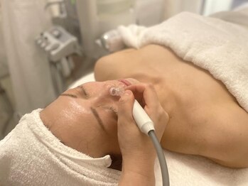 メナードフェイシャルサロン 宮の沢の写真/《お肌の状態を確認し最適な施術をご案内》お客様一人ひとりに寄り添った施術で気になる毛穴にアプローチ◎