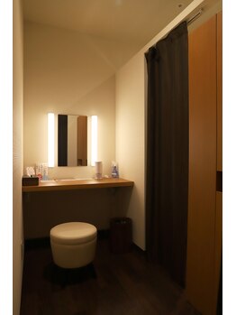 ラ パルレ 富山店/パウダールーム