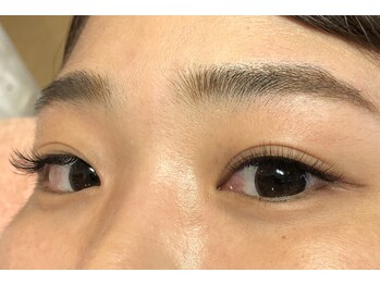 ペティアン エトワール アイラッシュアンドネイル(PETILLANT etoile)/ボリュームラッシュ80束