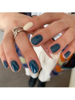 グランベイル ネイルルーム(nail room)/kusumi blue × ivory