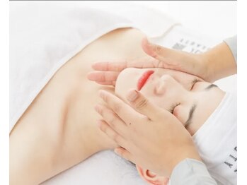 本格整体院 日本橋/アルマ小顔コルギ