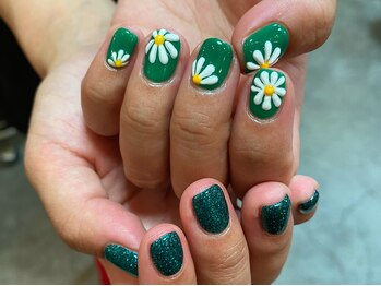 カーティシーネイルズ(curtisii NAILS)/