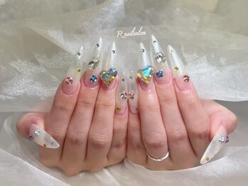アール ネイルサロン/チップ長さだし