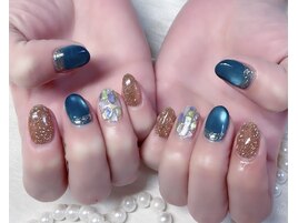 可愛いミラー囲みデザイン