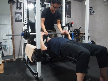 整体 ボディメイク あおし/ベンチプレス