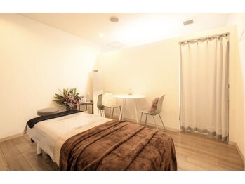 小顔フェイスラボ 松阪店(小顔FaceLabo.)/個室・半個室でゆったりと♪