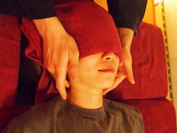 ツボ押し仙人/首こり、肩こりはツボの響きで