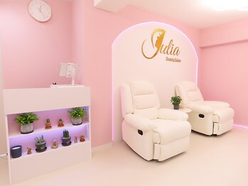 ジュリアビューティー(Julia Beauty)の写真/【大人女性にオススメ◎】圧倒的な技術力と洗練されたハイセンスデザインで周りと差がつく♪
