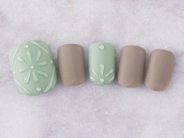 マット×クリアフラワーネイル