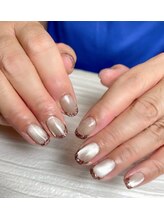 ラヴィネイル(La Vie Nail)/ラメフレンチ/マグネットネイル