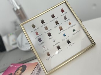 リエルブランク(Liell blanc)の写真/印象的な瞳に☆抜け感+こなれ感のあるお目元へ♪大人気フラットラッシュに+¥500でブラウンカラーへ変更可!
