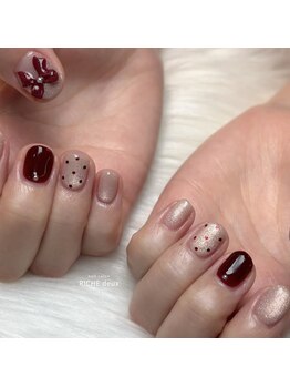 リッシュ ドゥ(RICHE deux)/ボルドーガーリーネイル