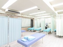 東中野さわやか整骨院の雰囲気(お子様大歓迎!広い院内はベビーカーのままお入りいただけます♪)