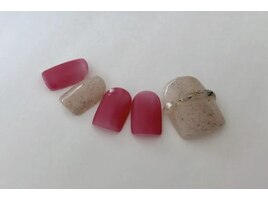 ピンクフットネイル