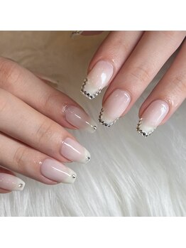 イルネイル バイ ルアナ(001..Nail by Luana.)/クリスタルフレンチネイル