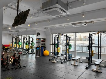 ザ ベース(the BASE)/トレーニングエリア1