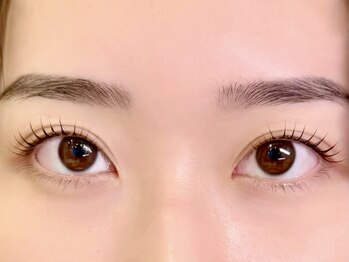 ユアトルン 恵比寿(YOURTORUN)の写真/【まつげパーマ＋最高品質ケアトリートメント】大人女性に人気の実力派サロン♪恵比寿西口徒歩4分