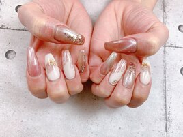 いちごデザインネイル