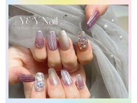 季節に合うニュアンスネイル