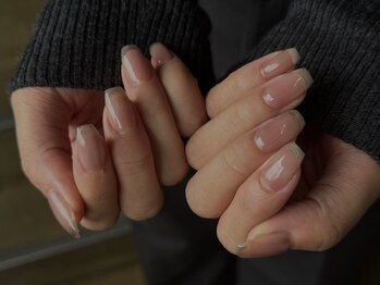 マギー(magie)/クリアブラウン。