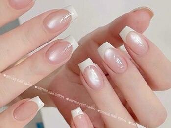 冬のスノーホワイトネイル