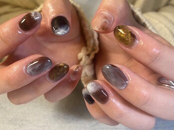 ルッカ(lukka)の写真/【仕上がり満足の美爪ケア◎】丁寧ケア＆自爪を傷めないオフが嬉しい★人気のパラジェルも取り扱いあり♪