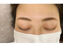 ベリスラッシュ(Bellis Lash)/アイブロウトリートメント