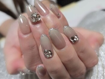 ネイルサロン 山坂