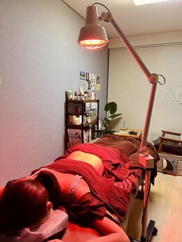 はりめぐり/鍼灸と遠赤外線