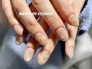 ネイルドットスタジオ 堺筋本町(NAIL DOT STUDIO)/90分アート