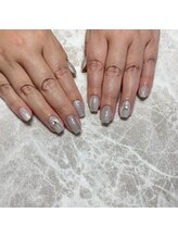 ビビ(VIVI)/マグネットネイル