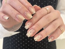 サンジュウヨン(34)/アシメトリネイル　パラジェル