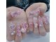リンビューティー(Rin Beauty)の写真/1000色ある豊富なカラーから特別な日を更に彩るネイルを♪フォルムにもしっかりとこだわります！