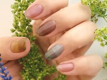 スタンダード アイネイル/シアーカラーネイル￥9900