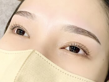 ブロウラッシュラボ 神戸三宮店(Brow Lash Labo)/アイブロウ／眉毛／まつ毛パーマ