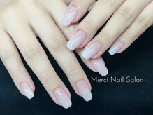 メルシー(Merci)/可愛いグラデーションネイル
