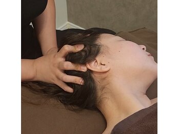 アンドモア(and MORE)/ヘッドマッサージ