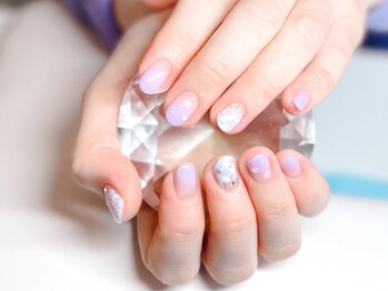 ラーシューシュ(la-chou-chou)/華やかネイルコース　¥7500