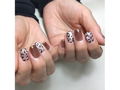 トーン(TONE)の写真