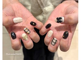 ニット×チェックガーリーネイル