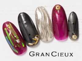シースルードット／8500円