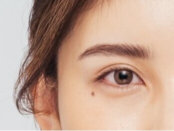 シエロ(Cielo)の写真/【お顔の印象は眉毛で変わる】《ハリウッドアイブロウリフト》プロのアイブロウリストの技で垢抜け美眉に♪