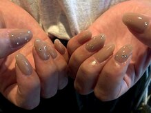 フリープ(freep)/グレージュ/ビジューネイル/定額