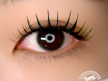 S.I.Gサロン エチュデイエ(etudier)の写真/LEDマツエクで持続力を追求◎フラットラッシュ160本以上で、お顔に合わせた似合わせデザインを叶える★