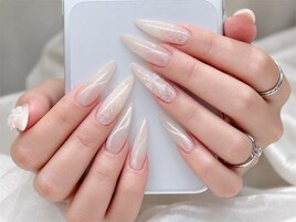 ホワイトフラワーネイル