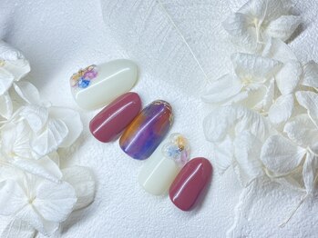 ネイル マニシア(Nail Manicia)/ネイルデザイン