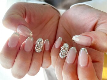 モグネイル(Mogunail)/埋め尽くしガラスフレンチ