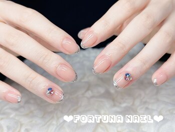 フォルトゥーナ 神田(Fortuna)/ガラスフレンチネイル/神田