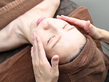 ルアージュ 狭間店の写真/骨格調整から行う小顔矯正は施術後の効果◎プロによる丁寧な施術でスッキリ小顔に☆冷え・むくみも改善♪