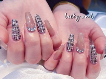 ラッキー(Lucky)/SNS人気なデザイン